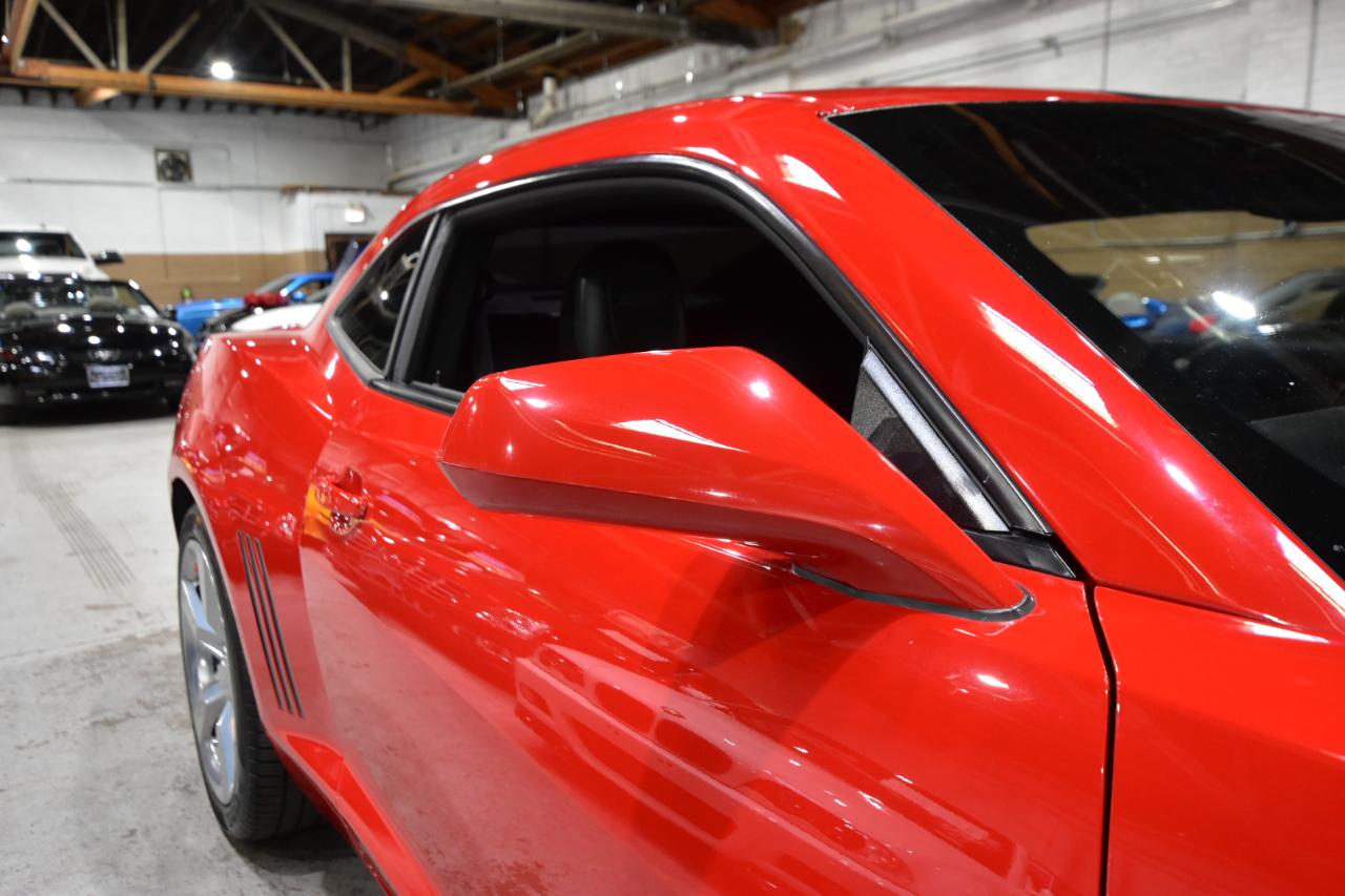 Chevrolet Camaro 2dr Cpe SS w/2SS 2013