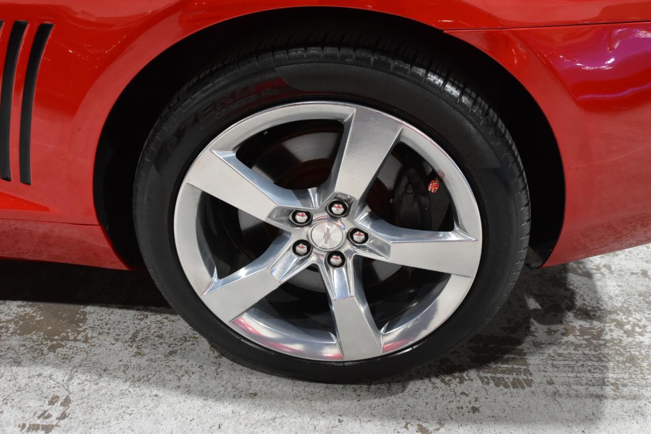 Chevrolet Camaro 2dr Cpe SS w/2SS 2013