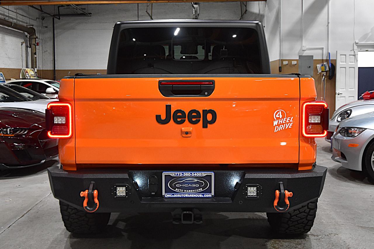 Jeep Gladiator Willys 4x4 2025