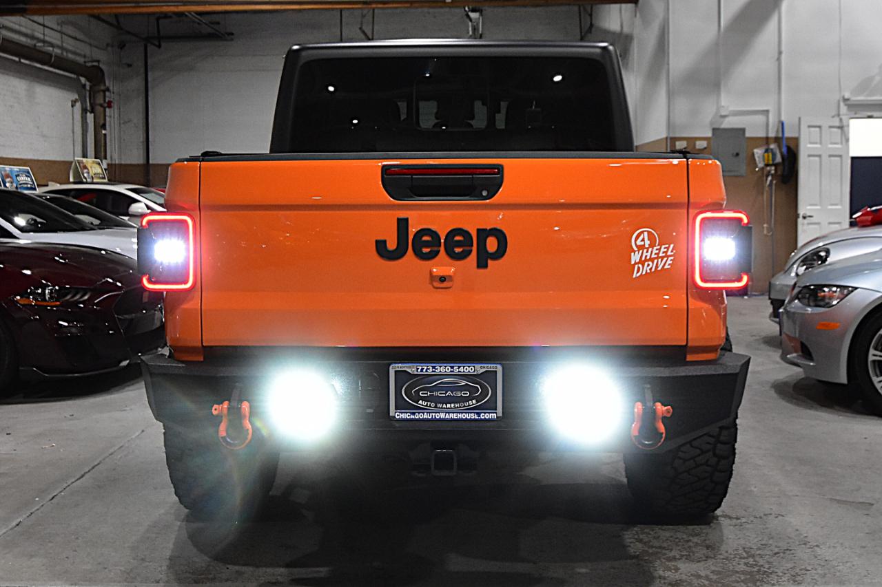 Jeep Gladiator Willys 4x4 2025