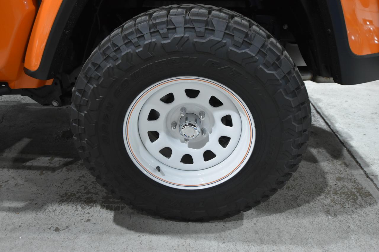 Jeep Gladiator Willys 4x4 2025