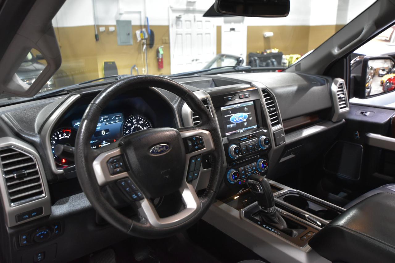 Ford F-150 4WD SuperCrew 145" Lariat 2015