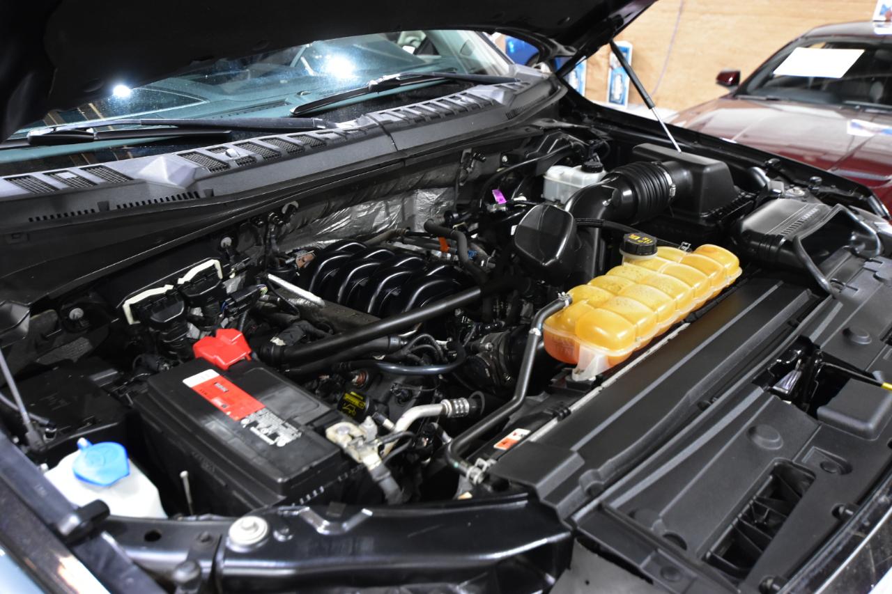 Ford F-150 4WD SuperCrew 145" Lariat 2015