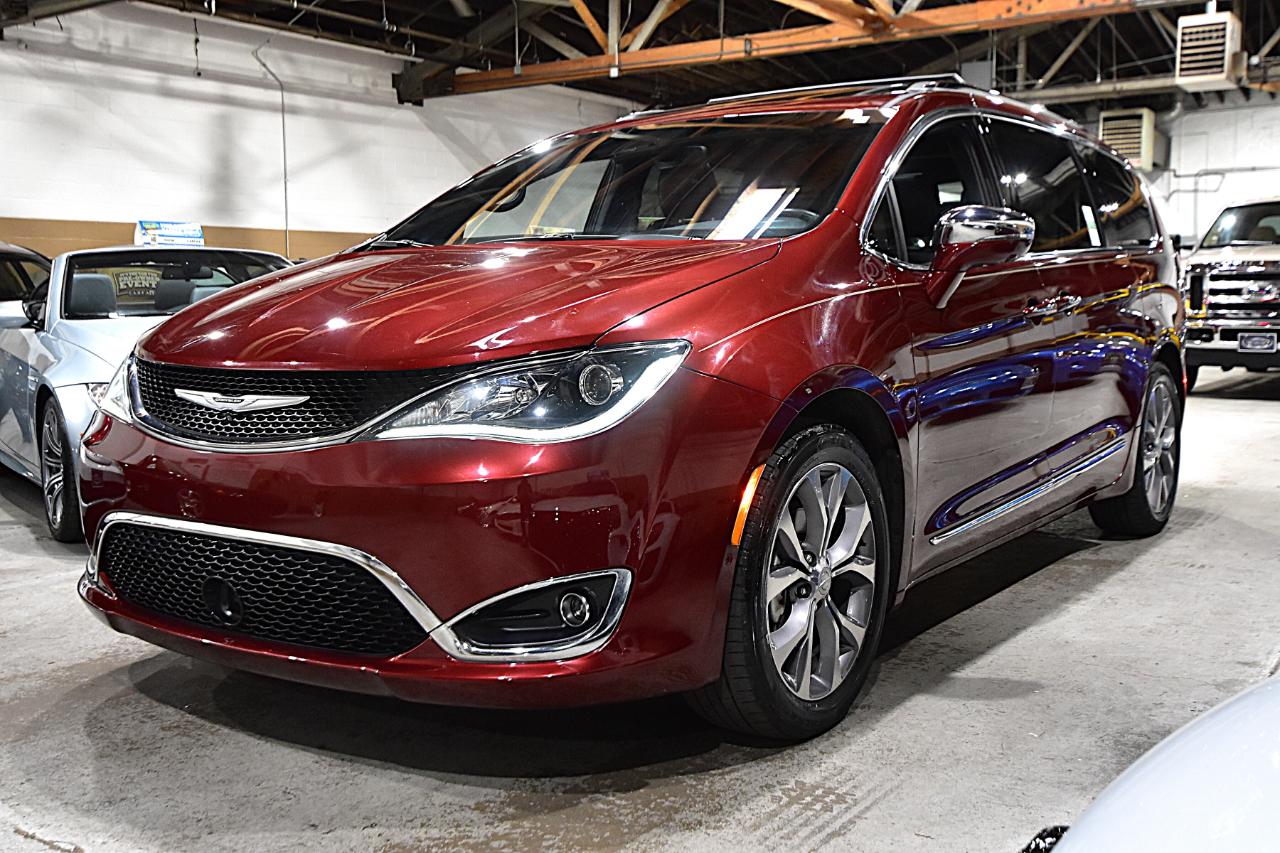Chrysler Pacifica Limited 35th Anniversary FWD *Ltd Avail* 2020