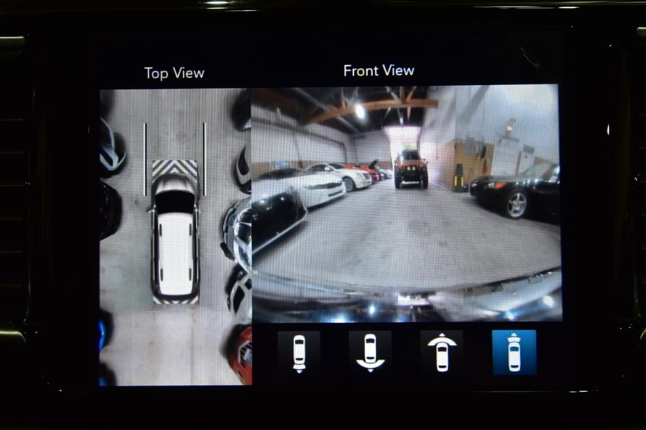 Chrysler Pacifica Limited 35th Anniversary FWD *Ltd Avail* 2020