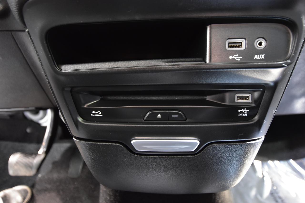 Chrysler Pacifica Limited 35th Anniversary FWD *Ltd Avail* 2020