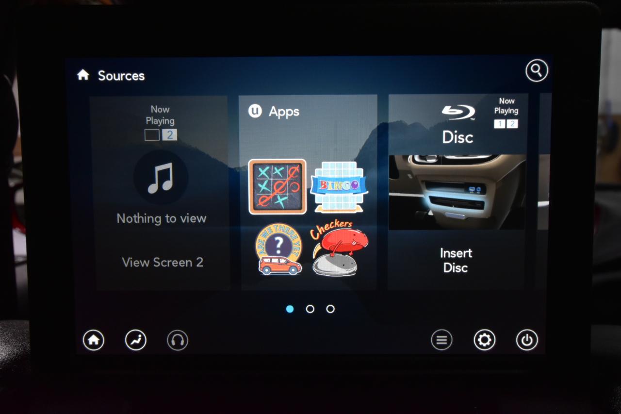 Chrysler Pacifica Limited 35th Anniversary FWD *Ltd Avail* 2020