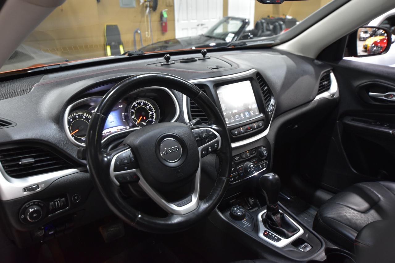 Jeep Cherokee 4WD 4dr Trailhawk 2015