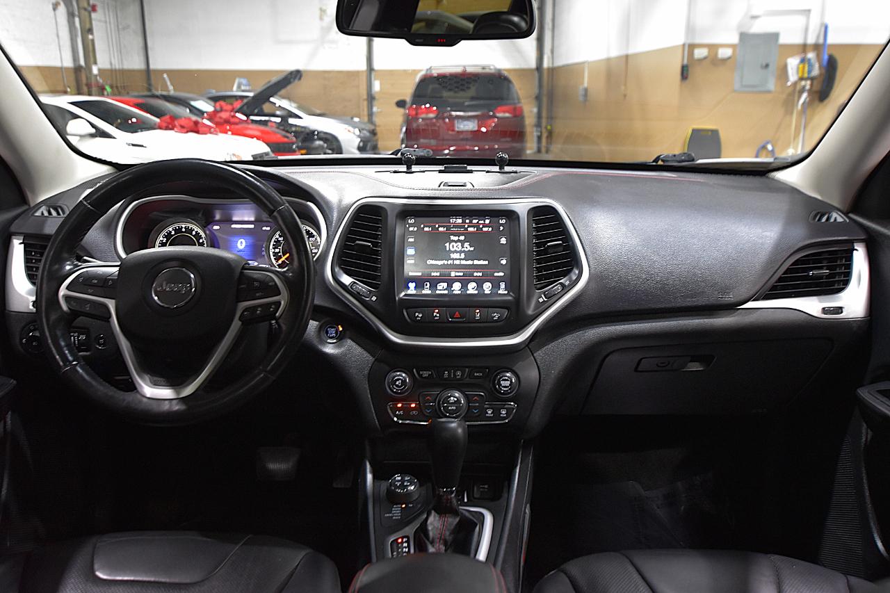 Jeep Cherokee 4WD 4dr Trailhawk 2015