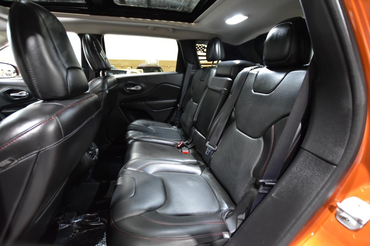 Jeep Cherokee 4WD 4dr Trailhawk 2015