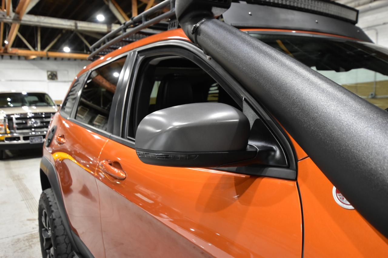 Jeep Cherokee 4WD 4dr Trailhawk 2015