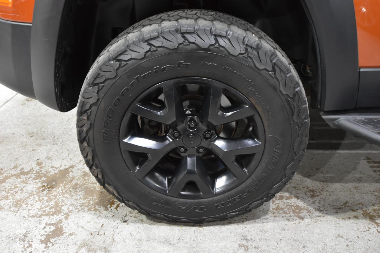 Jeep Cherokee 4WD 4dr Trailhawk 2015