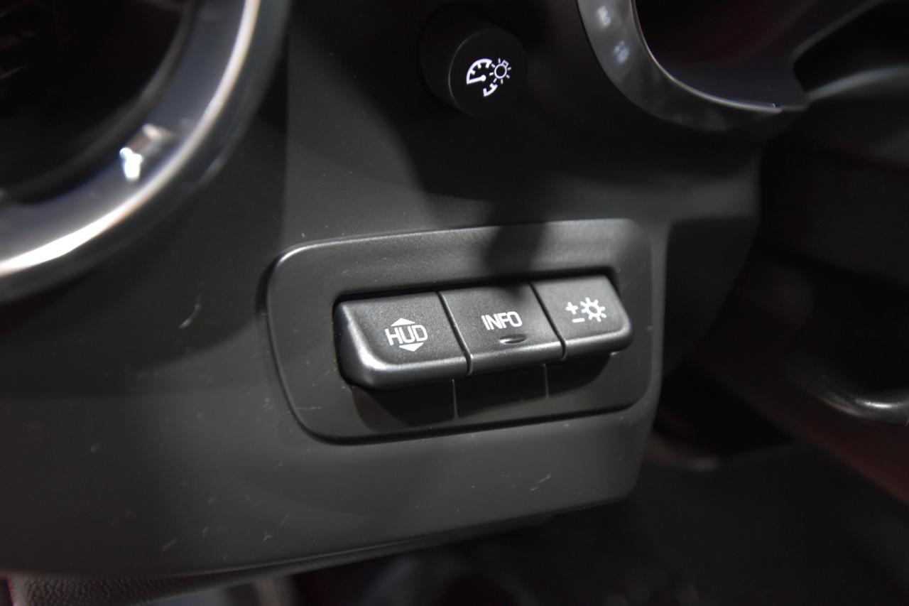 Chevrolet Camaro 2dr Cpe 2SS 2019