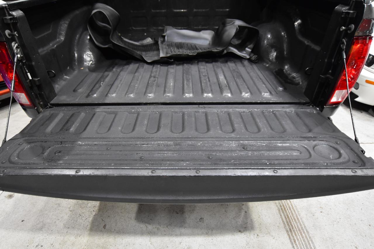 RAM 1500 Express 4x4 Crew Cab 5'7" Box 2017