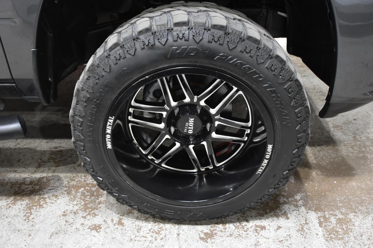 RAM 1500 Express 4x4 Crew Cab 5'7" Box 2017