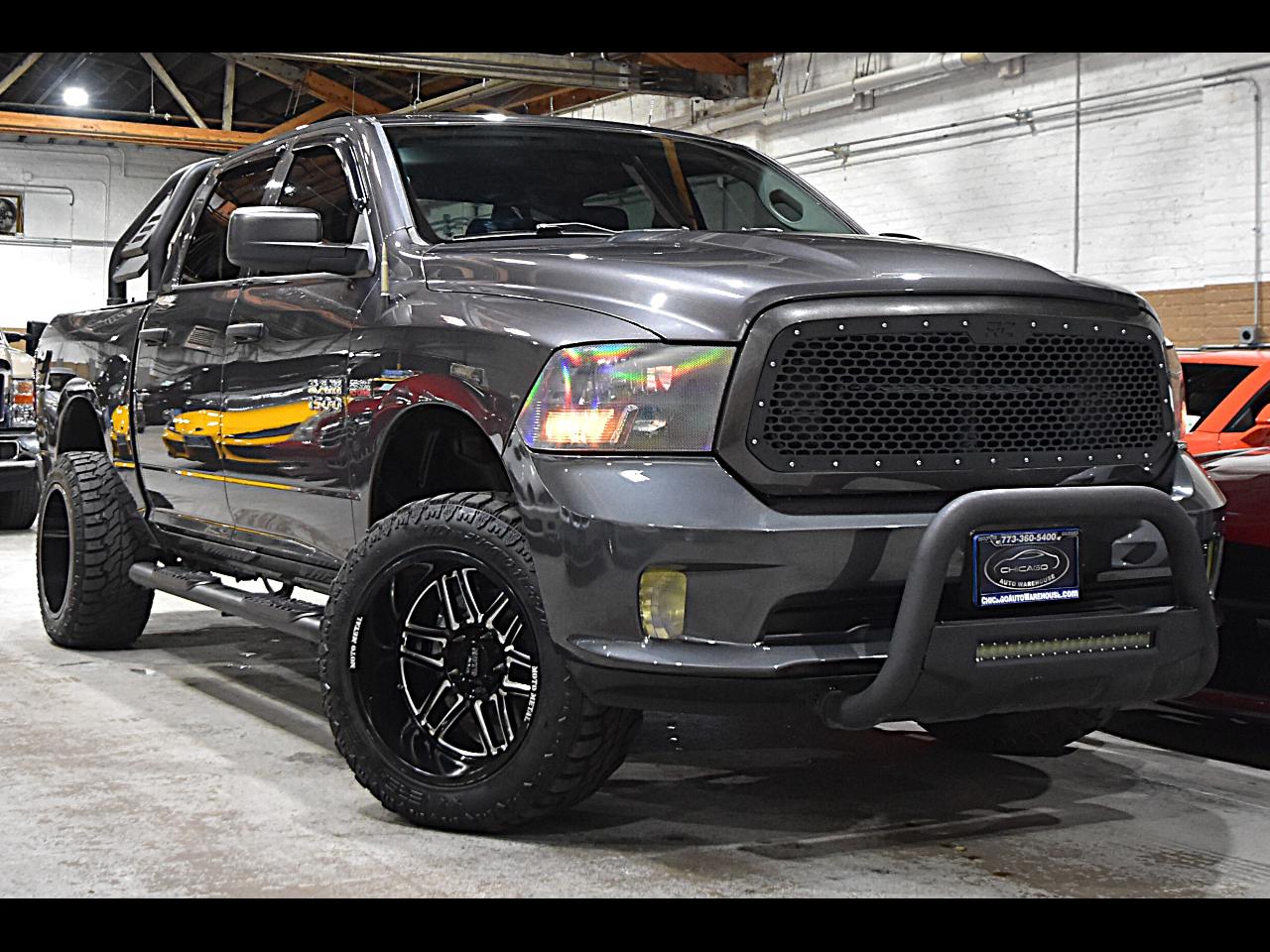 RAM 1500 Express 4x4 Crew Cab 5'7" Box 2017