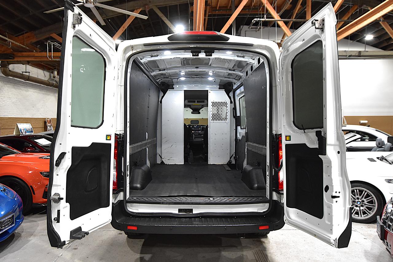 Ford Transit Cargo Van T-250 130" Med Rf 9070 GVWR RWD 2020