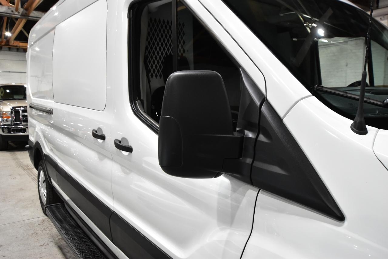 Ford Transit Cargo Van T-250 130" Med Rf 9070 GVWR RWD 2020