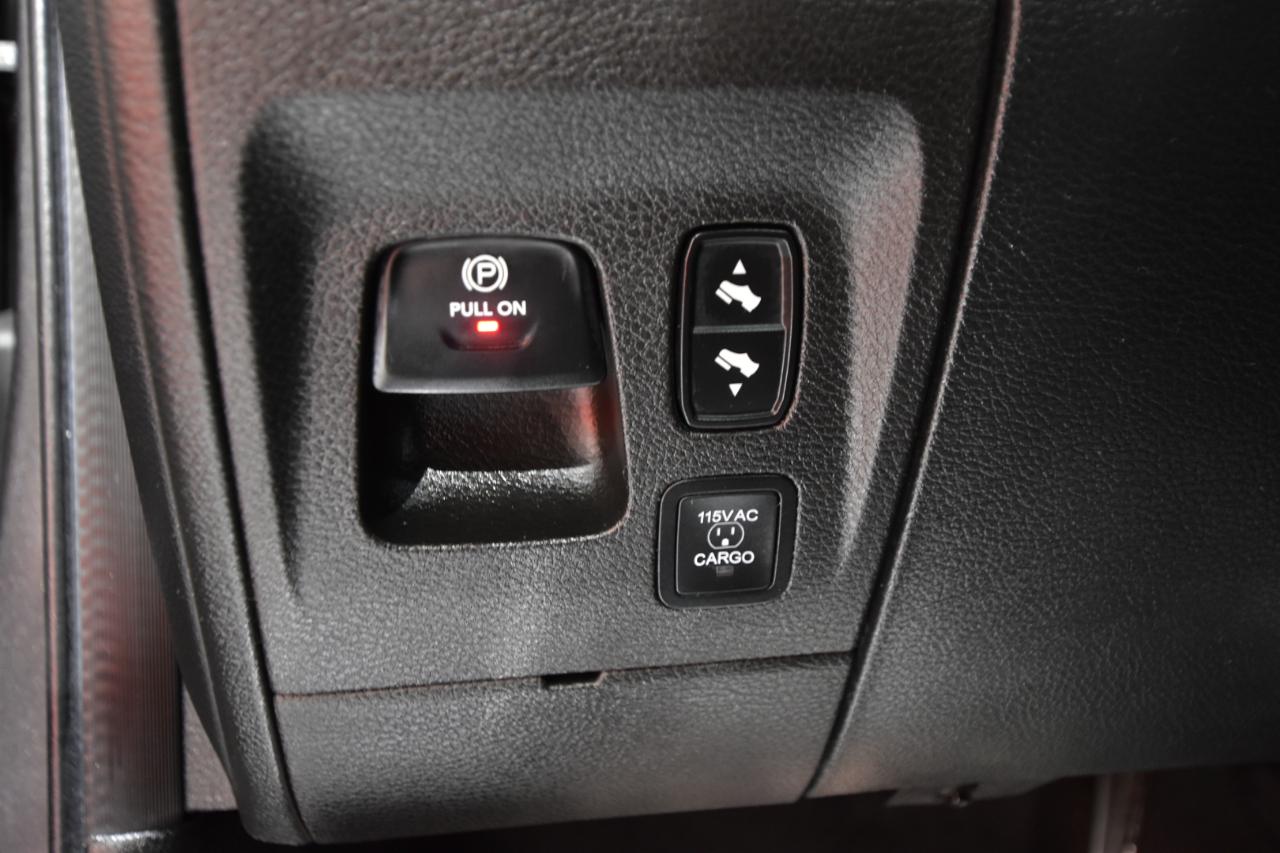 RAM 1500 Limited 4x4 Crew Cab 5'7" Box 2022