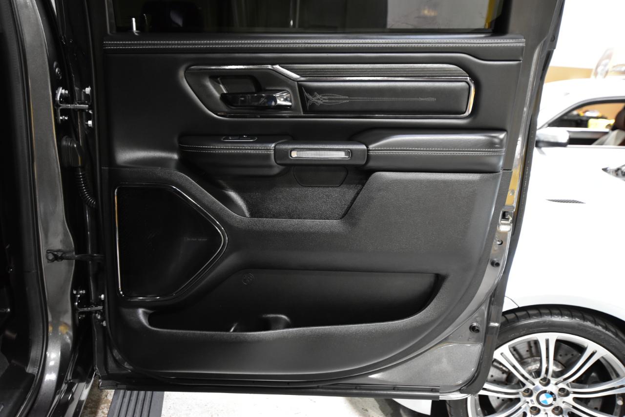 RAM 1500 Limited 4x4 Crew Cab 5'7" Box 2022