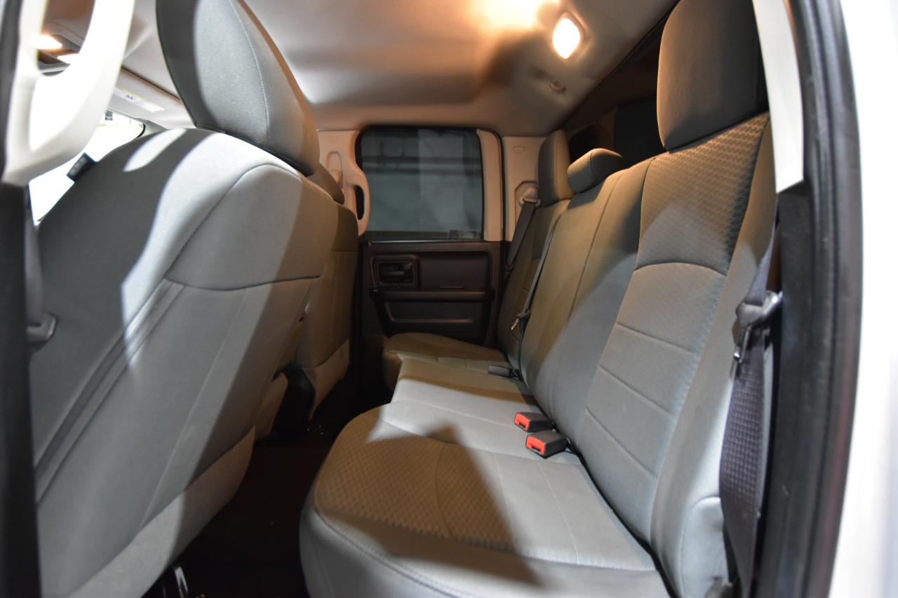 RAM 1500 4WD Quad Cab 140.5" Express 2015