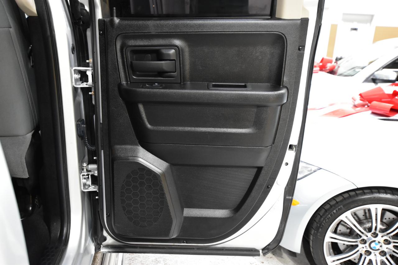 RAM 1500 4WD Quad Cab 140.5" Express 2015