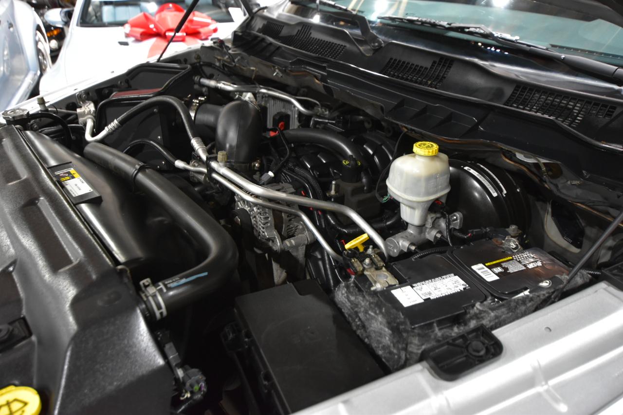 RAM 1500 4WD Quad Cab 140.5" Express 2015