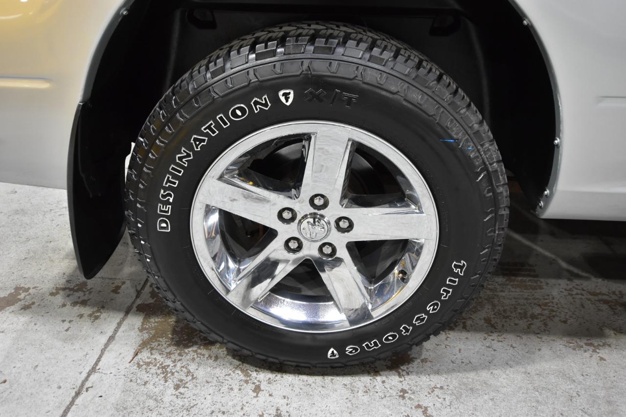 RAM 1500 4WD Quad Cab 140.5" Express 2015