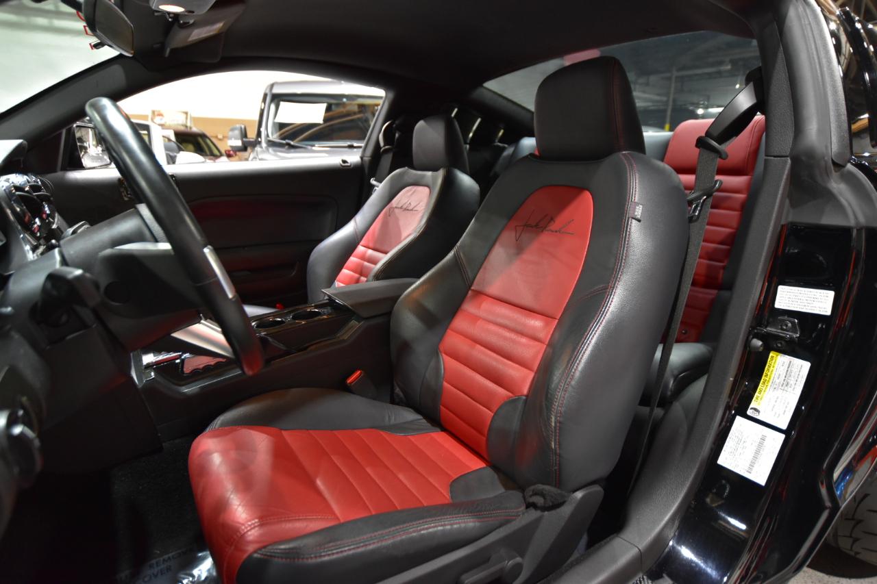 Ford Mustang  2008