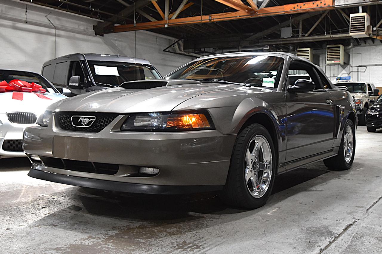 Ford Mustang 2dr Convertible GT Deluxe 2001