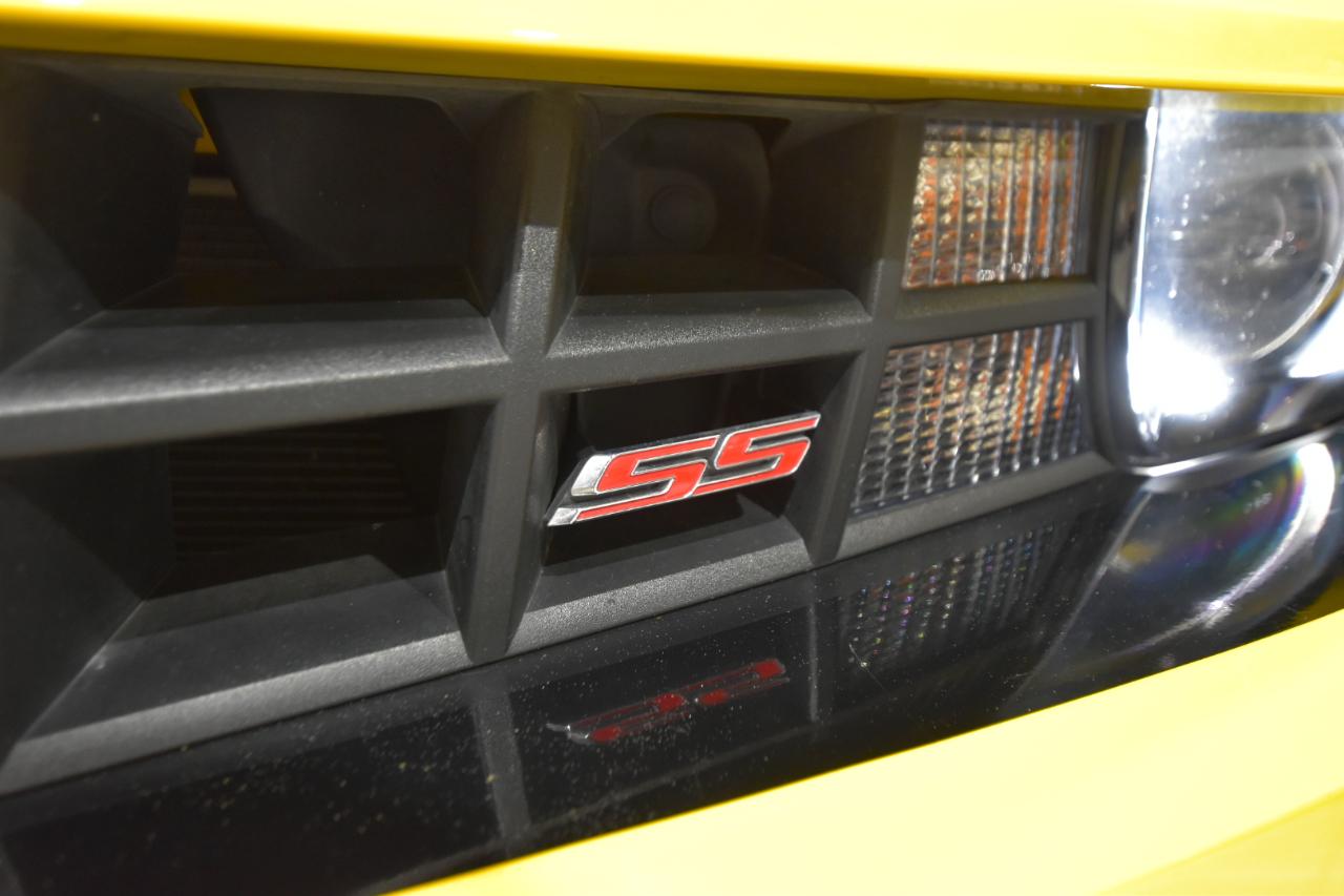 Chevrolet Camaro 2dr Cpe 2SS 2012