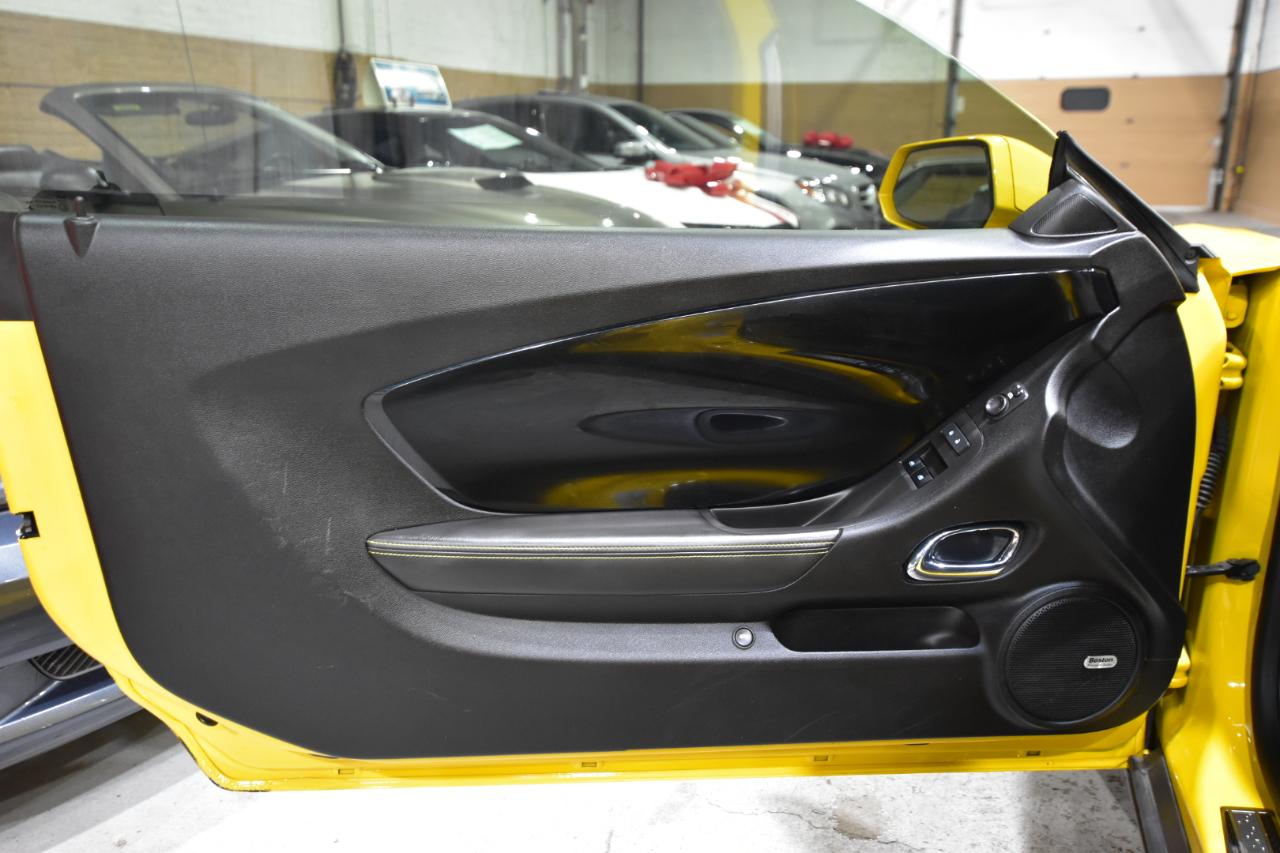 Chevrolet Camaro 2dr Cpe 2SS 2012
