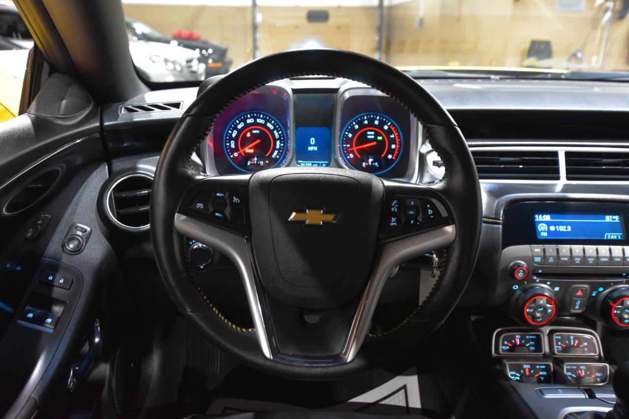 Chevrolet Camaro 2dr Cpe 2SS 2012