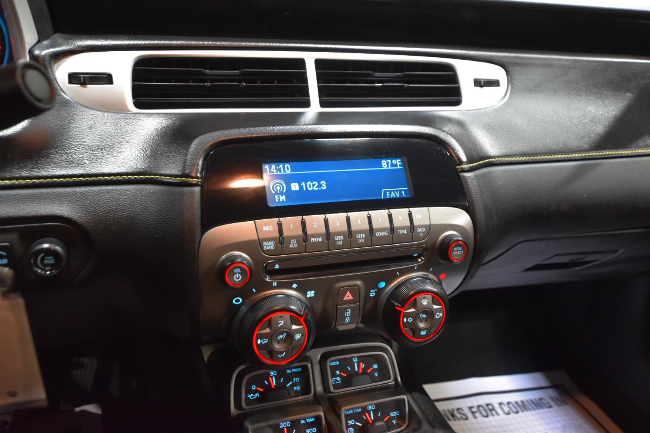 Chevrolet Camaro 2dr Cpe 2SS 2012