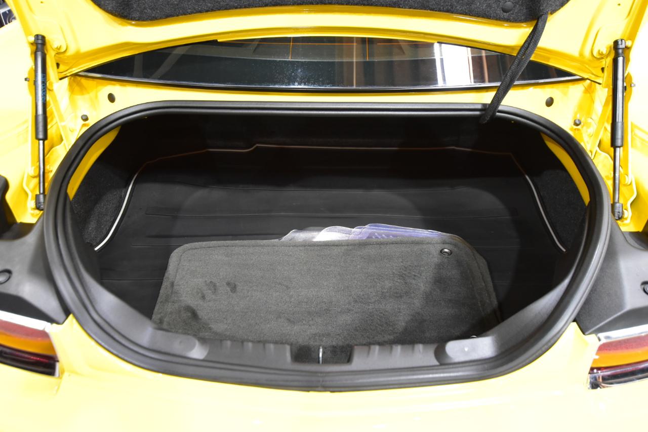 Chevrolet Camaro 2dr Cpe 2SS 2012