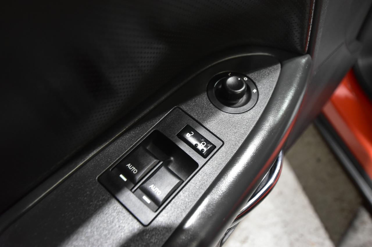Dodge Challenger 2dr Cpe R/T 2009