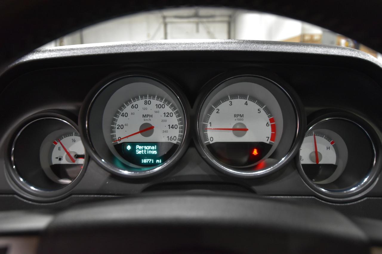 Dodge Challenger 2dr Cpe R/T 2009