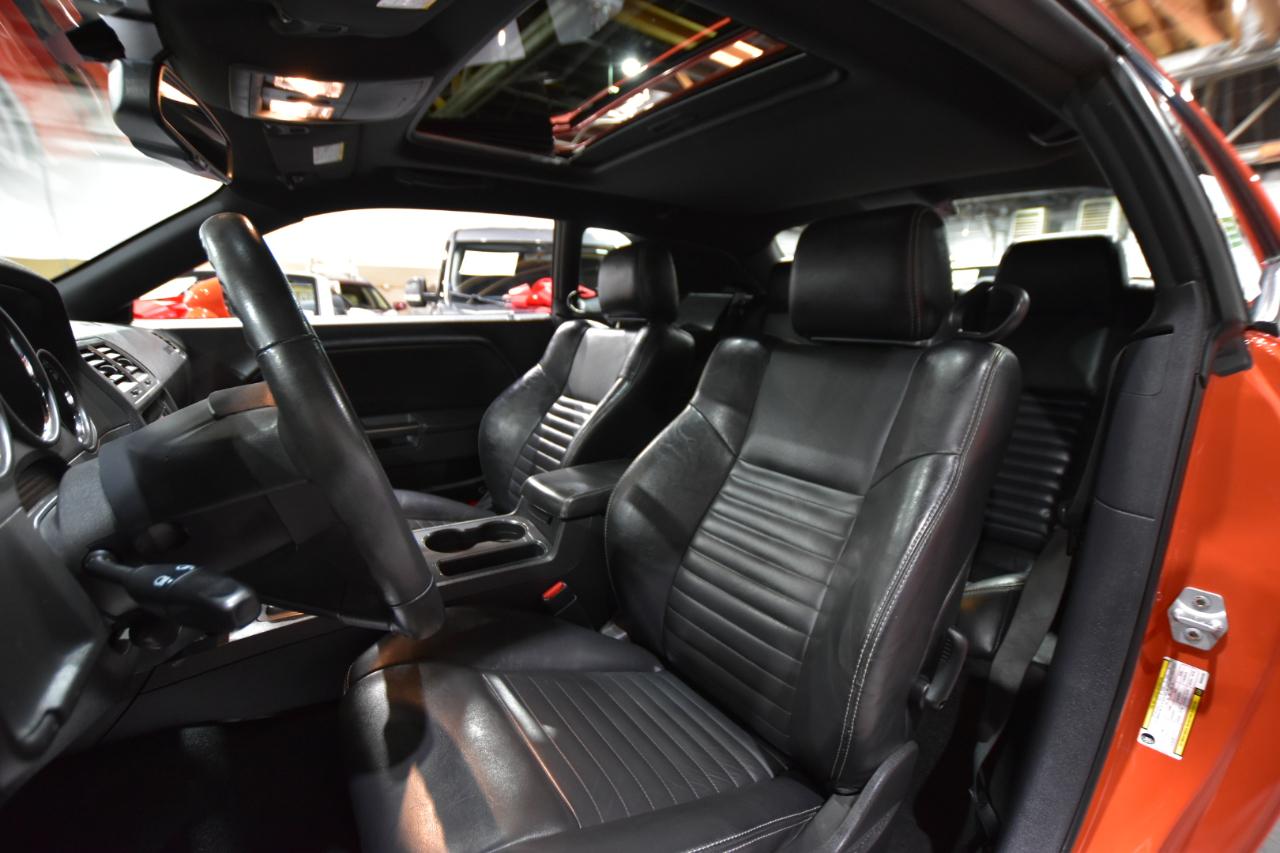Dodge Challenger 2dr Cpe R/T 2009