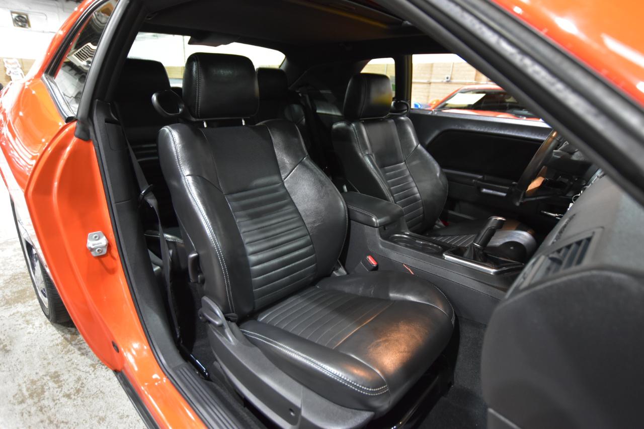 Dodge Challenger 2dr Cpe R/T 2009