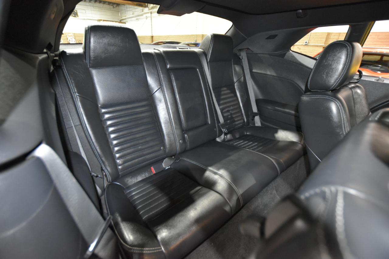 Dodge Challenger 2dr Cpe R/T 2009