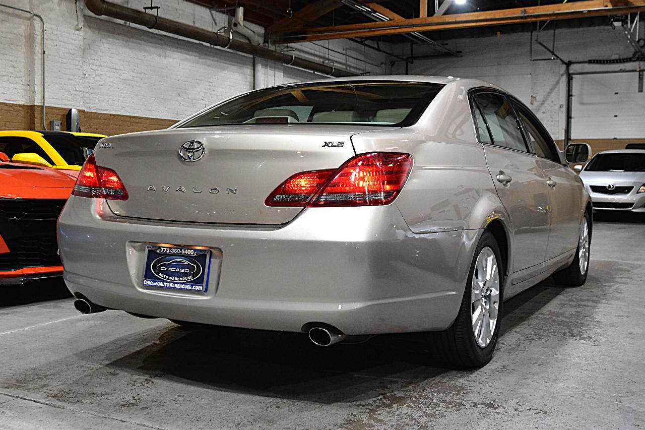 Toyota Avalon 4dr Sdn XLE Touring (Natl) 2008