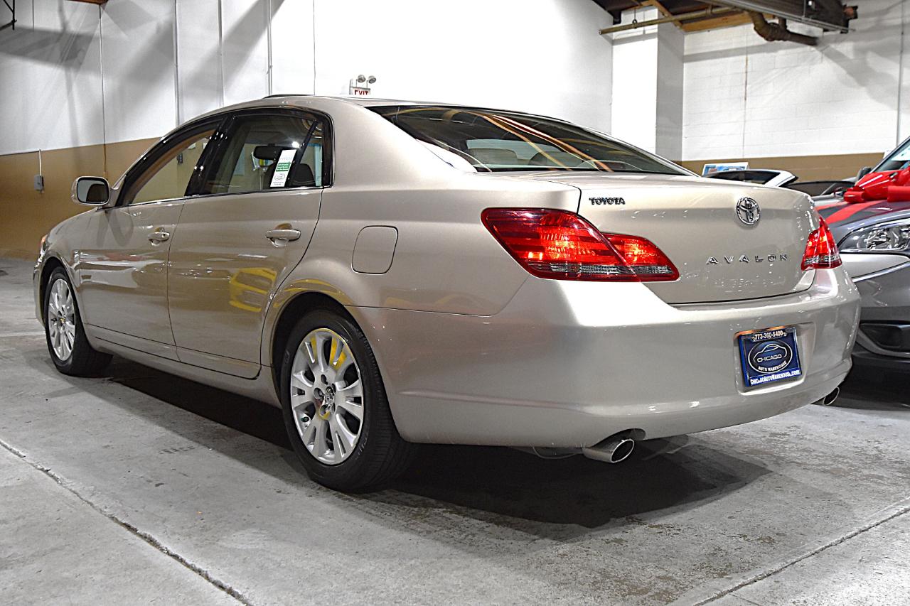 Toyota Avalon 4dr Sdn XLE Touring (Natl) 2008
