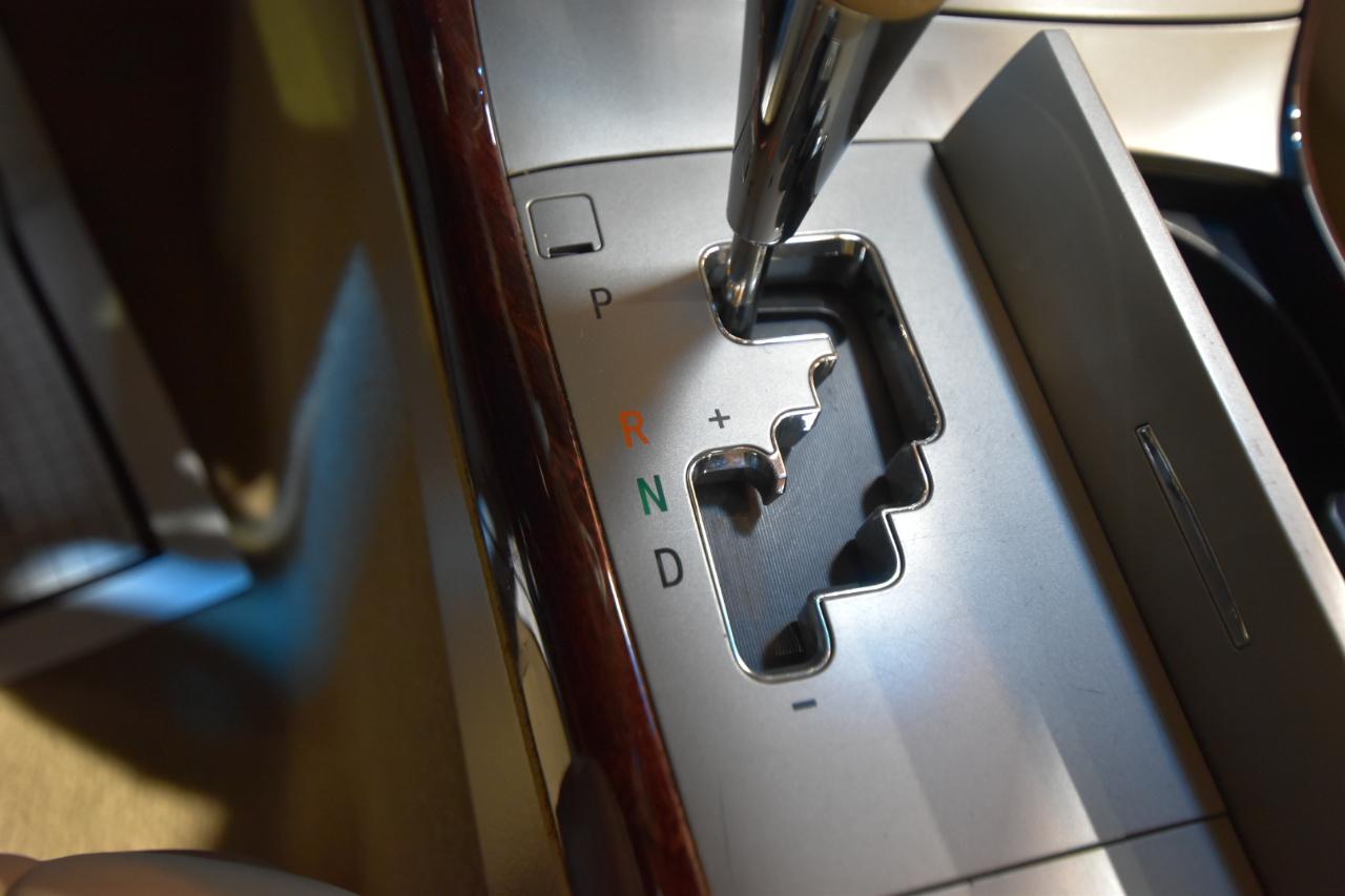 Toyota Avalon 4dr Sdn XLE Touring (Natl) 2008