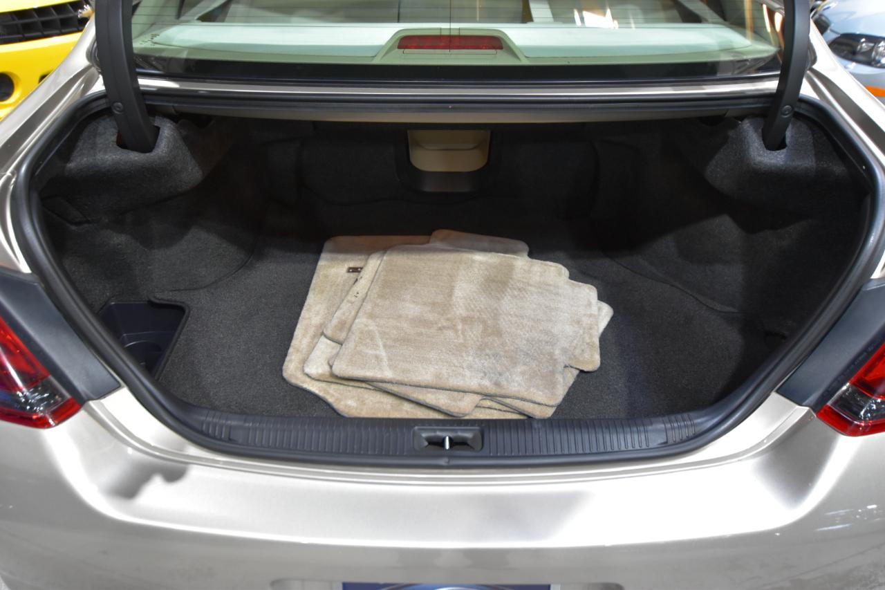 Toyota Avalon 4dr Sdn XLE Touring (Natl) 2008