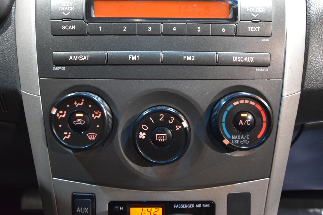 Toyota Corolla 4dr Sdn Auto S (Natl) 2010