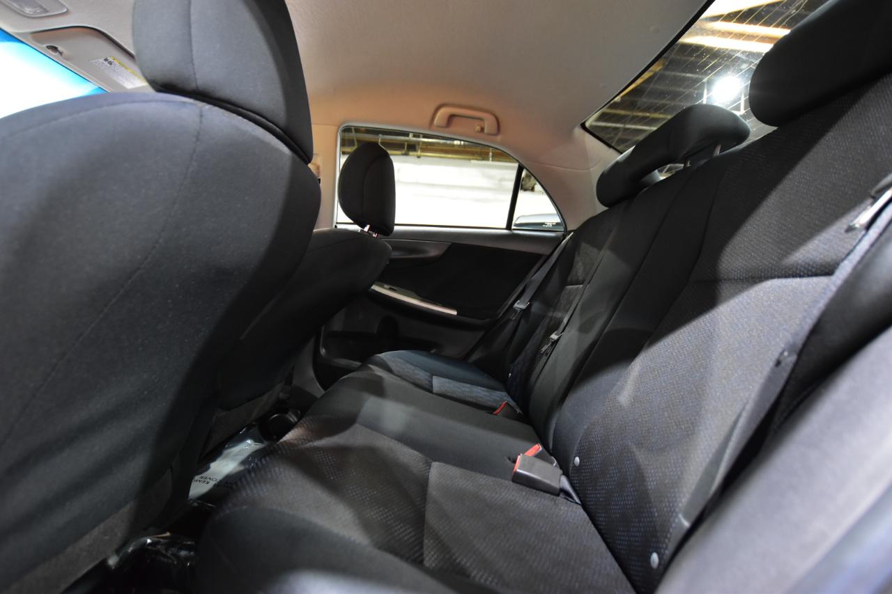 Toyota Corolla 4dr Sdn Auto S (Natl) 2010