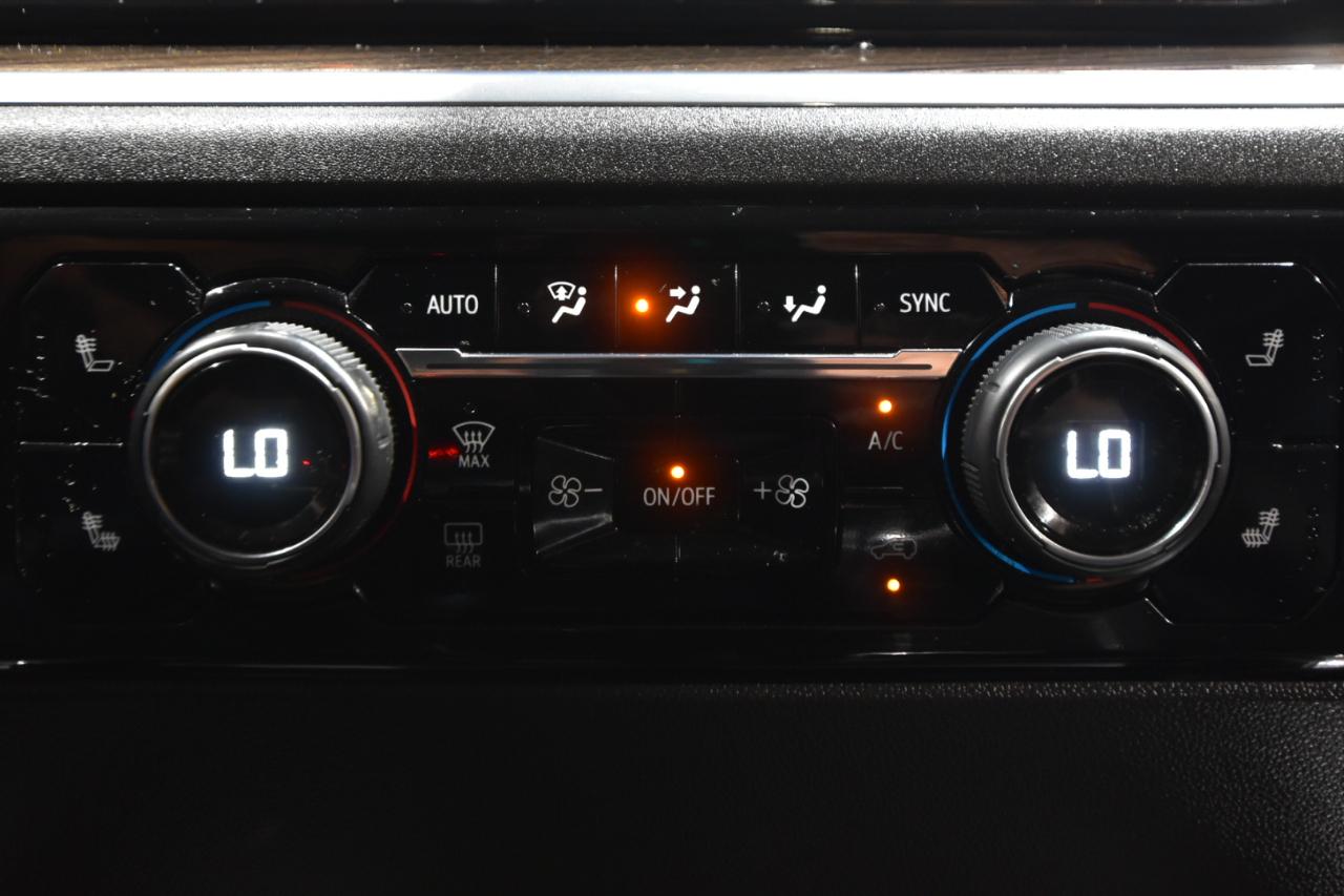 Chevrolet Silverado 1500 4WD Crew Cab 147" LT Trail Boss 2024