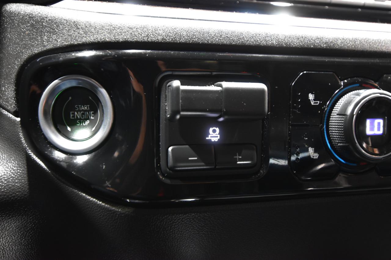 Chevrolet Silverado 1500 4WD Crew Cab 147" LT Trail Boss 2024