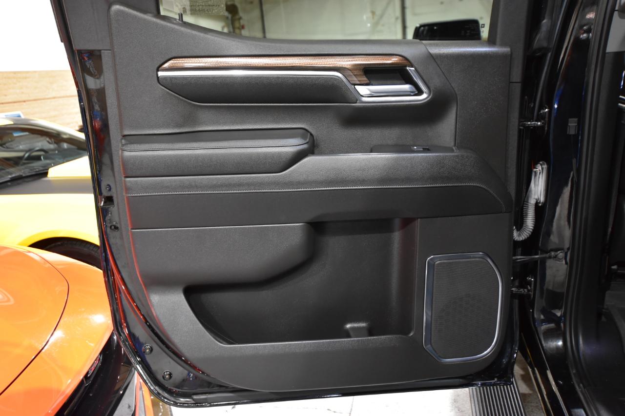 Chevrolet Silverado 1500 4WD Crew Cab 147" LT Trail Boss 2024