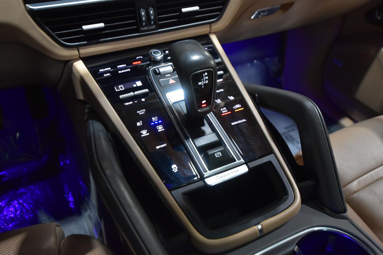 Porsche Cayenne AWD 2021